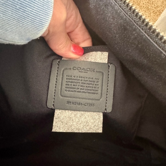 Coach purse☃️ Printed coated canvas and smooth leather snowman tote bag - Picture 12 of 12